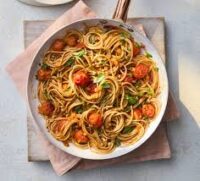 SPAGHETTI WITH OMELETTE